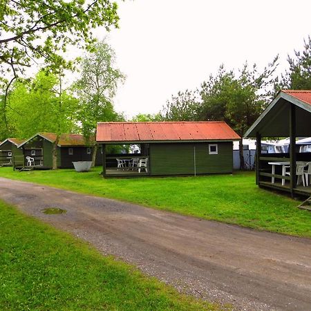 Отель Ostersoparken Camping Гедсер Экстерьер фото